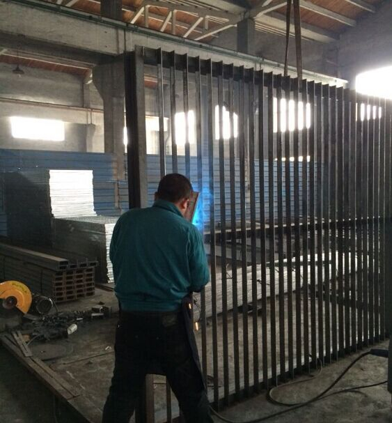 鋼格板行業"強者(zhě)為王"的產業格局日趨明朗--無(wú)錫昌鴻鋼格板廠